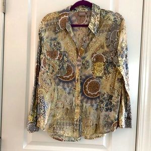 Women’s Chico’s size 3 extra large ladies button down blouse shirt